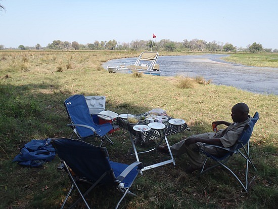 Lunch along the river in the delta