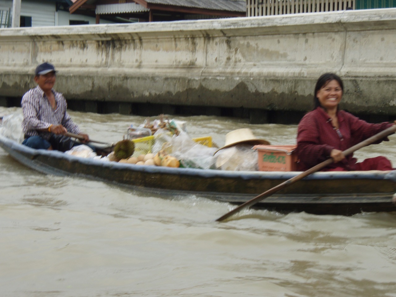 floating market vendors