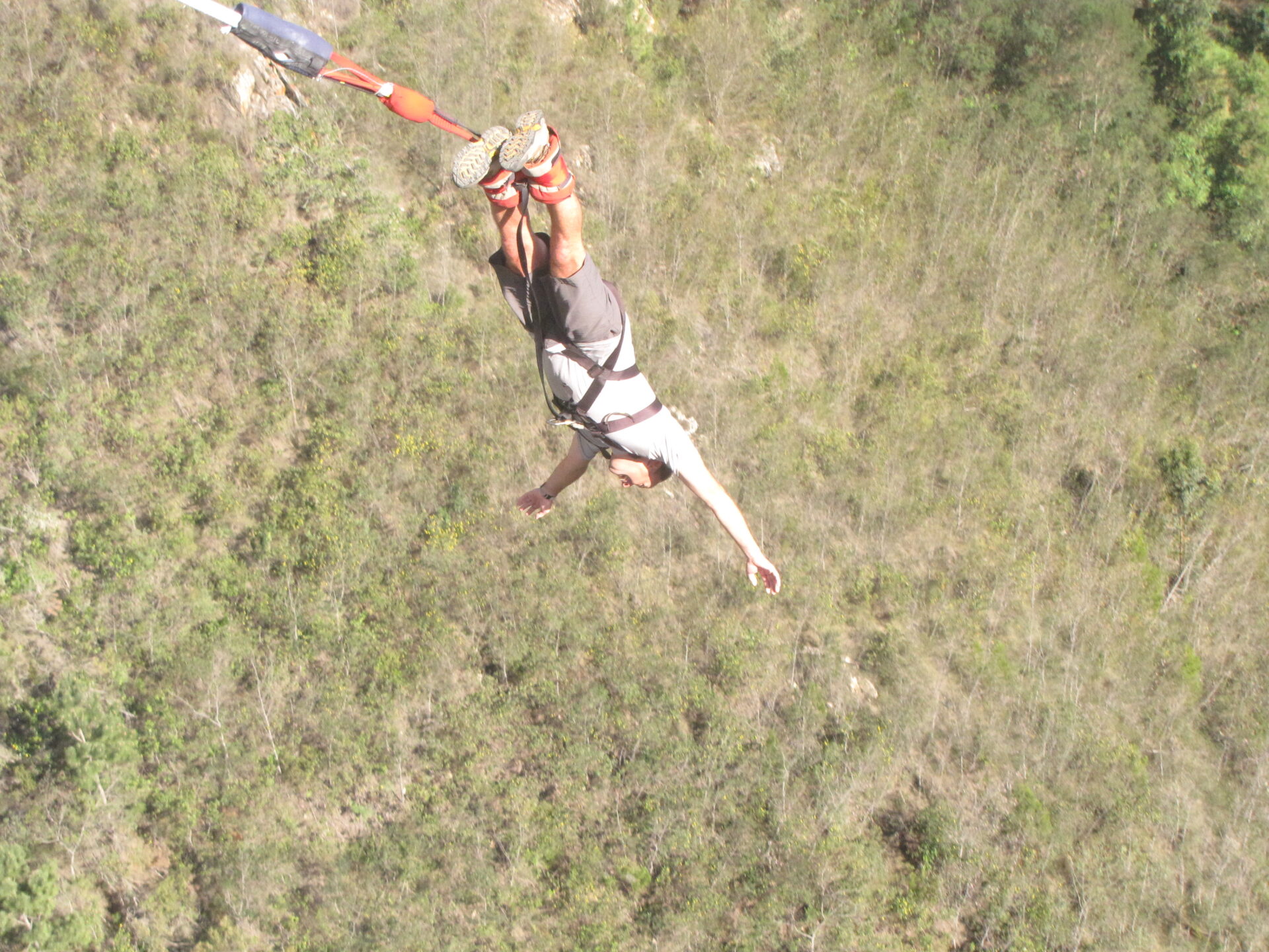 WildWilliam bungee jumping in Africa